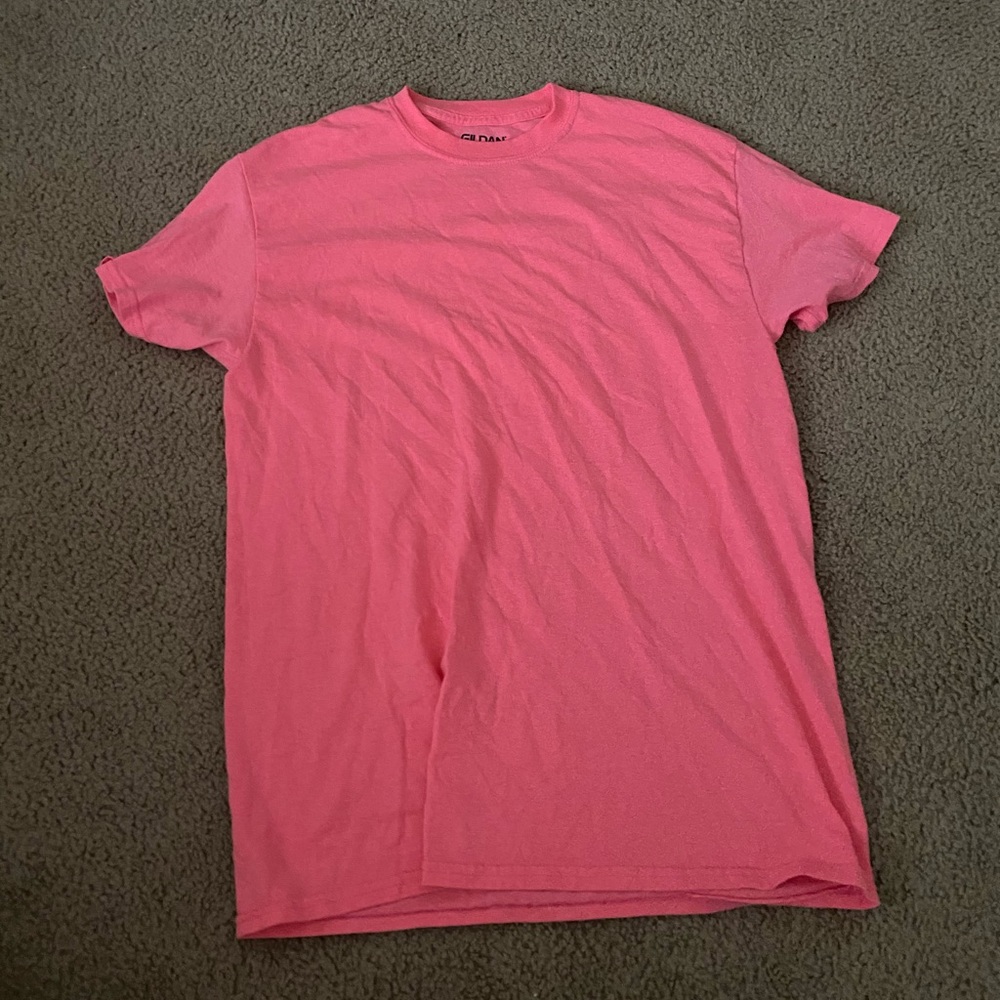 plain hot pink tee